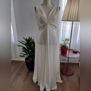 Claire Sandra for Lucie Ann nightgown size 36